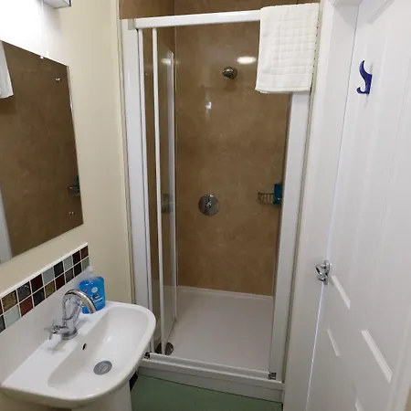 Wayfarers Independent Hostal *