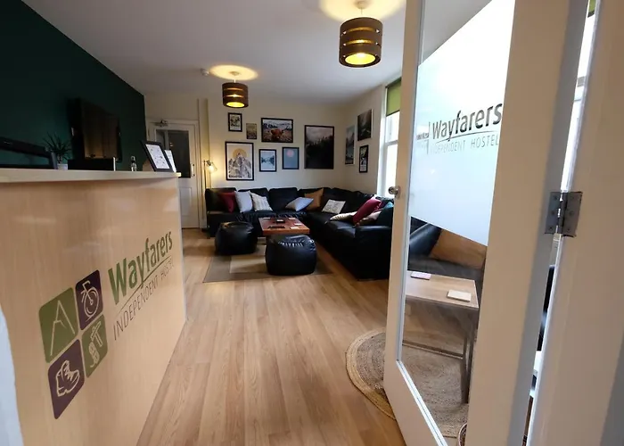 بيت شباب Wayfarers Independent بنريث