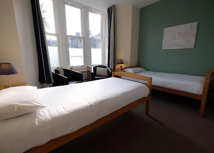 Wayfarers Independent بيت شباب